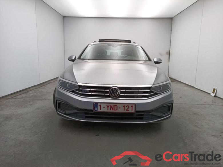 Volkswagen Passat Variant 1.4 TSI DSG6 GTE Business 5d