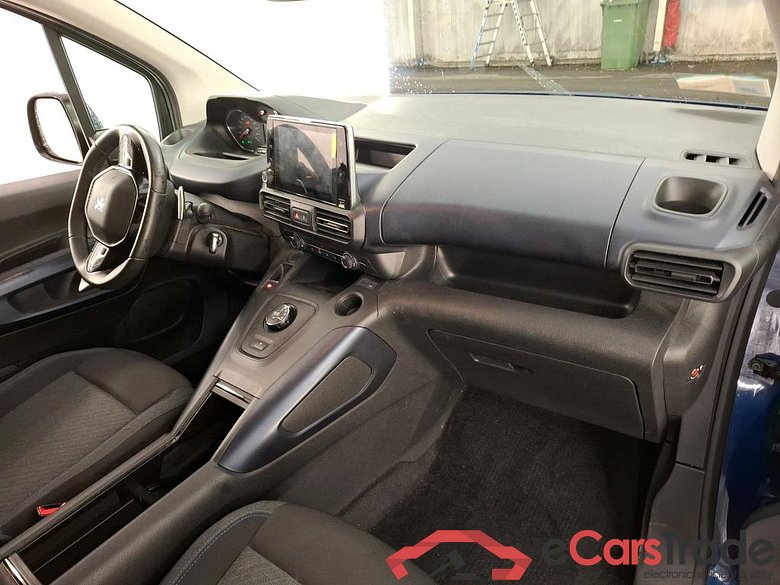 Peugeot PureTech 130 S&S EAT8 Long Allure Pack PEUGEOT Rifter / 2018 / 5P / monospace PureTech 130 S&S EAT8 Long Allure Pack #5