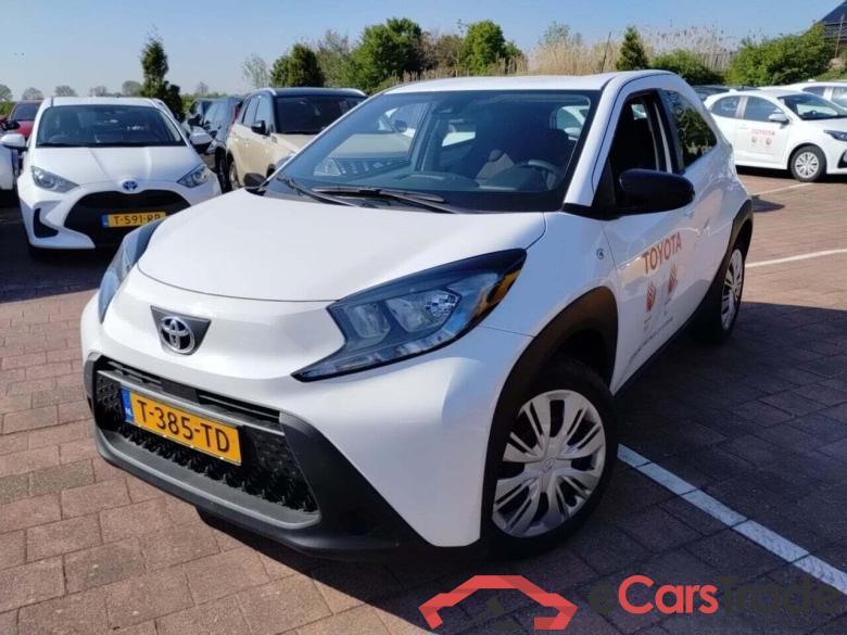 TOYOTA Aygo X 1.0 VVT-i MT Play #1
