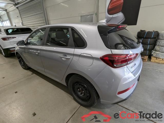 Hyundai i30 5d ´16 i30 Edition 30+ Mild-Hybrid 1.5 T-GDI 118KW AT7 E6d #2