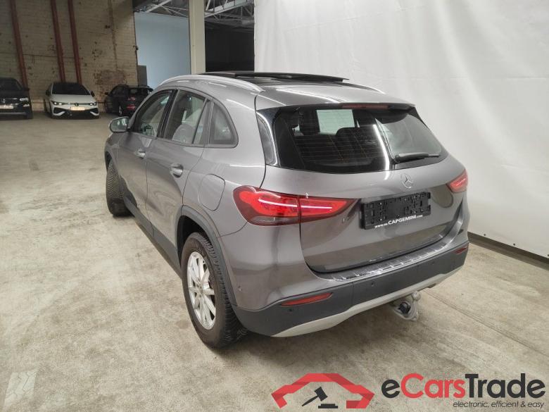 Mercedes-Benz GLA GLA 180 d Business Solution 5d #4