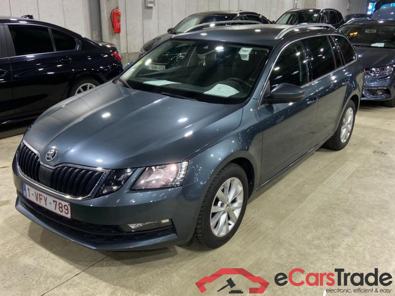 SKODA Octavia 1.6 CR TDi Ambition DSG