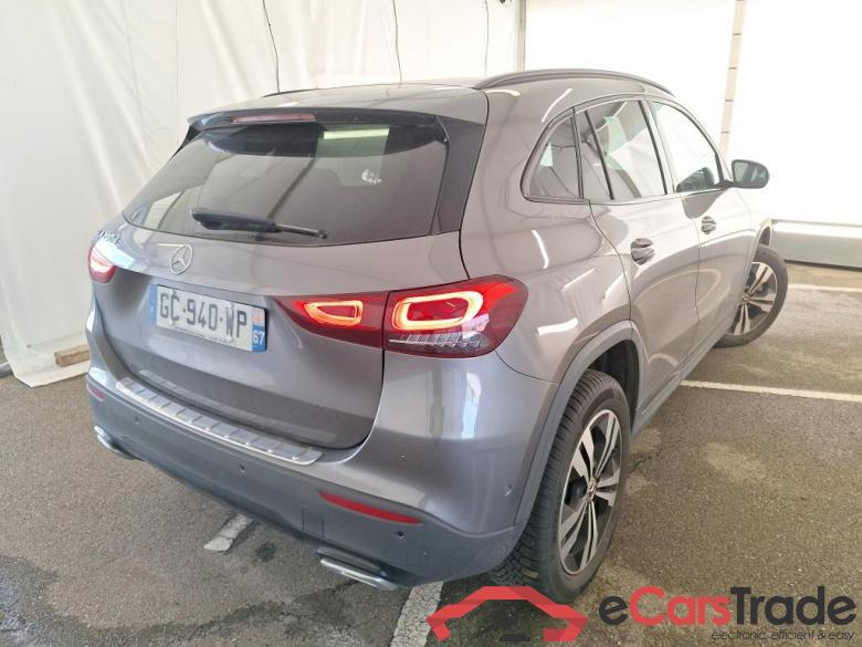 Mercedes 2.0 GLA 200 D BUSINESS LINE DCT MERCEDES-BENZ GLA / 2020 / 5P / SUV 2.0 GLA 200 D BUSINESS LINE DCT #3