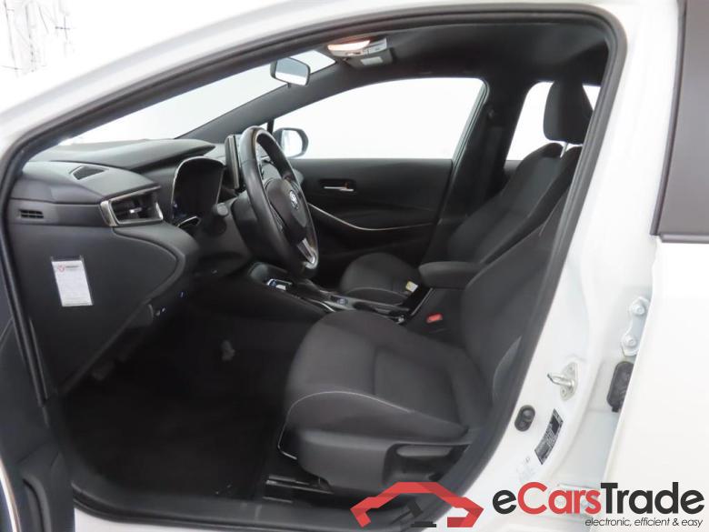 TOYOTA Corolla Touring Sports 1.8 Hybrid Active #5