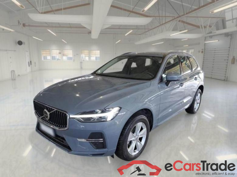 Volvo 3 VOLVO XC60 / 2021 / 5P / SUV B4 D AWD AUTOMATICO MOMENTUM
