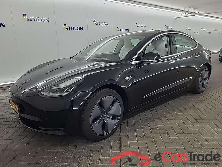 Tesla Model 3 Standard Range Plus RWD 4D 225kW