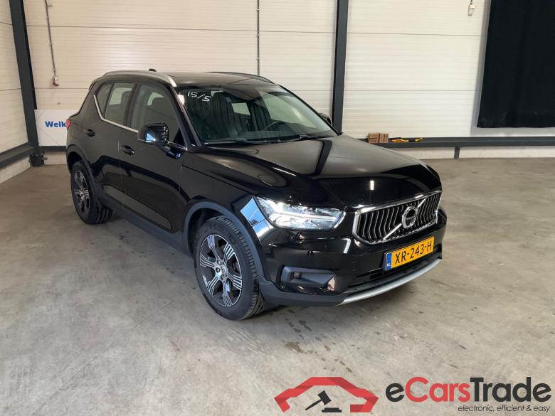 VOLVO XC40 2.0 T4 Inscript. #2