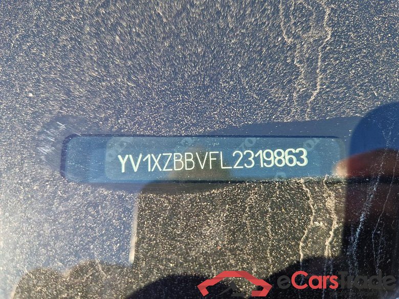 VOLVO XC40 132 kW #1