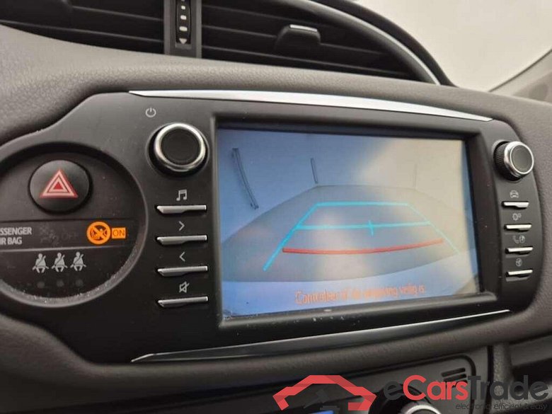 TOYOTA Yaris 1.5 Hybrid Active CVT #6