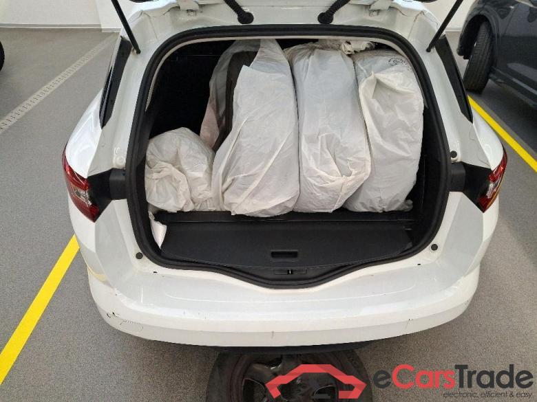 Renault Megane GT Renault Mégane Grandtour Blue dCi 115 Business 5d #6