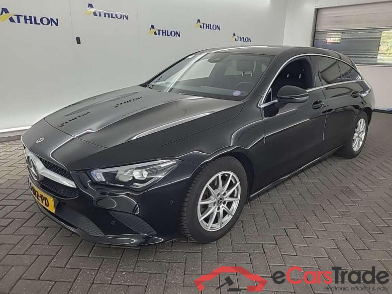 MERCEDES-BENZ CLA Shooting Brake CLA 180 DCT Business Solution 5D 100kW uitlopend