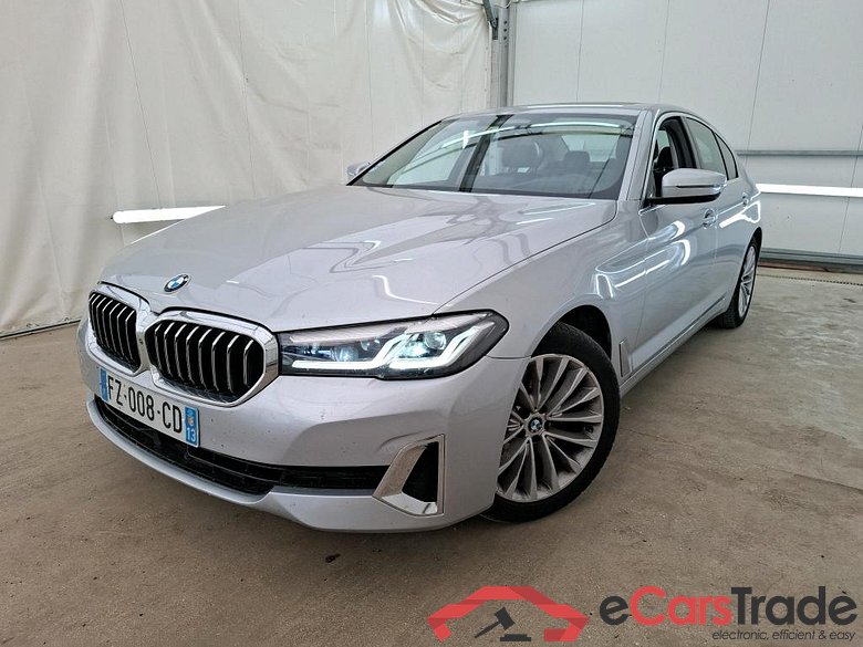 BMW 520d xDrive 190ch Luxury BVA8 Série 5 Berline 520 d xDrive Luxury Line 2.0 190CV BVA8 E6d