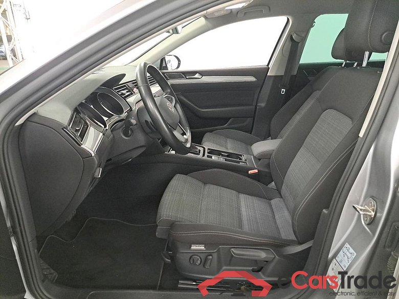 VOLKSWAGEN Passat 2.0 TDI 90KW MSQ VARIANT STYLE BUSINESS #4