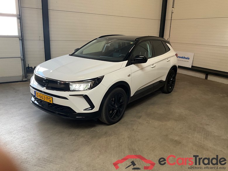 OPEL Grandland 1.6 TurboHy Level 4 #1