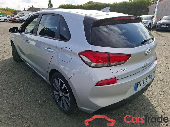 Hyundai i30 1.6 CRDI Aut. Navi KeylessGo Camera Klima PDC ... #4