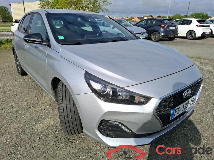 Hyundai i30 1.6 CRDI Aut. Navi KeylessGo Camera Klima PDC ... #2