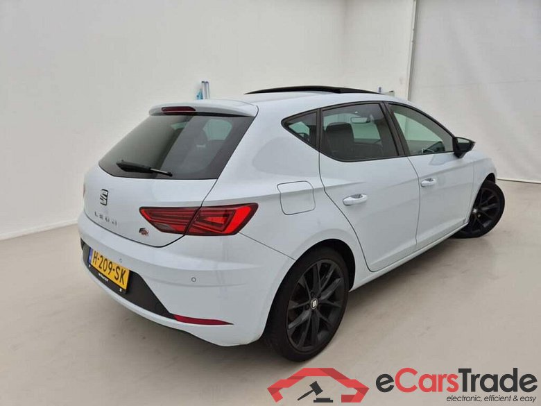 SEAT LEON 1.5 TSI FR Ult Edit Black DSG #2