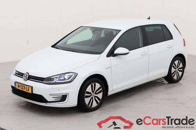 VOLKSWAGEN e-Golf  #1