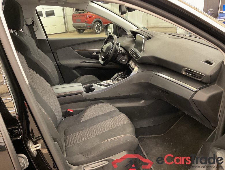PEUGEOT 3008 1.2 PureTech Active (EU6.2) #6