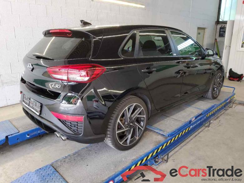 Hyundai i30 (PD)(01.2017->) DE - LimS5 1.5 T-GDI Mild-Hybrid EU6d, N Line Mild-Hybrid (EURO 6d)(OPF), (Facel #3