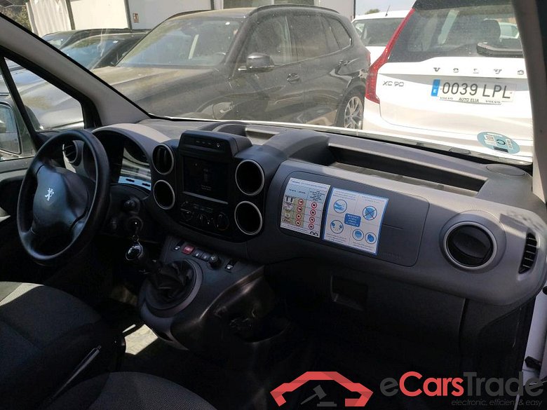 Peugeot Furgón Confort PackL2 BlueHDi 73KW (100) PEUGEOT PARTNER VU 4p 2G furgón derivado de Furgón Confort PackL2 BlueHDi 73KW (100) #3