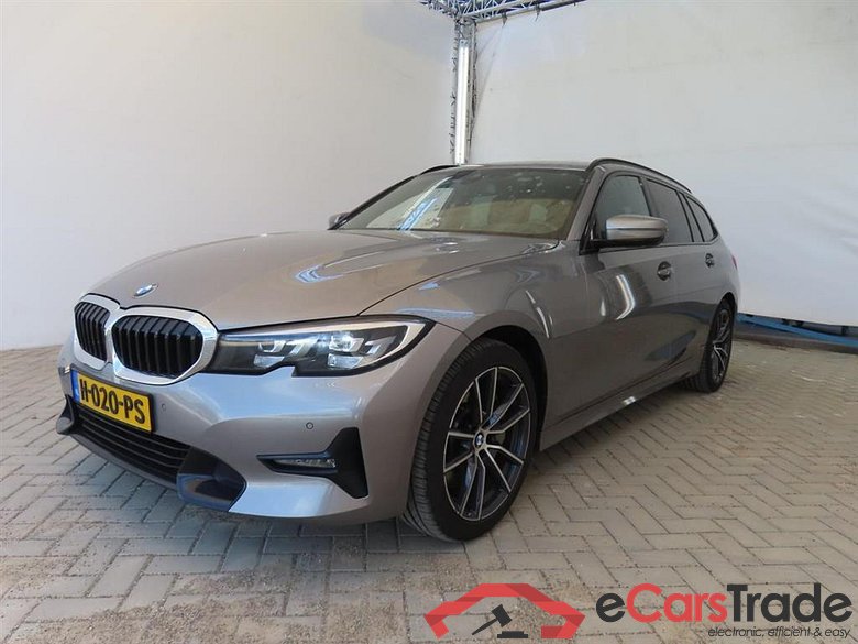 BMW 3-SERIE TOURING 330i Exec. Edition
