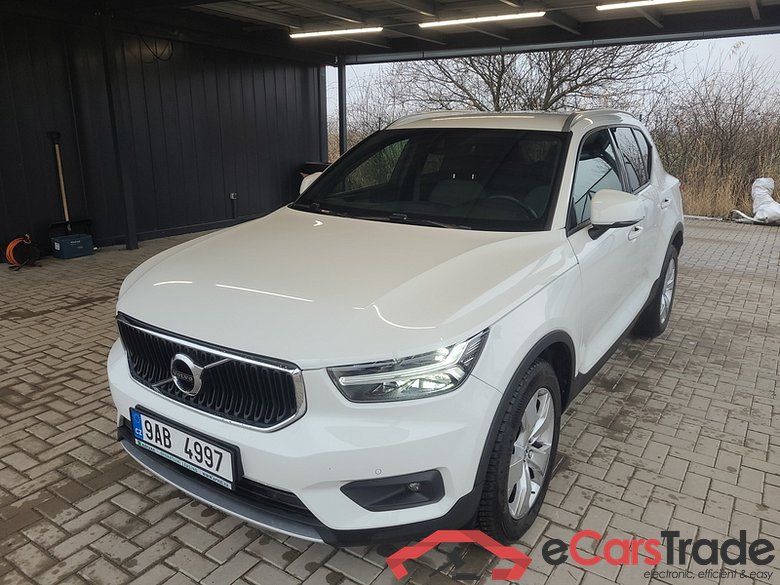 Volvo  XC 40 (2017->) XC40 B4 Momemntum Pro AT