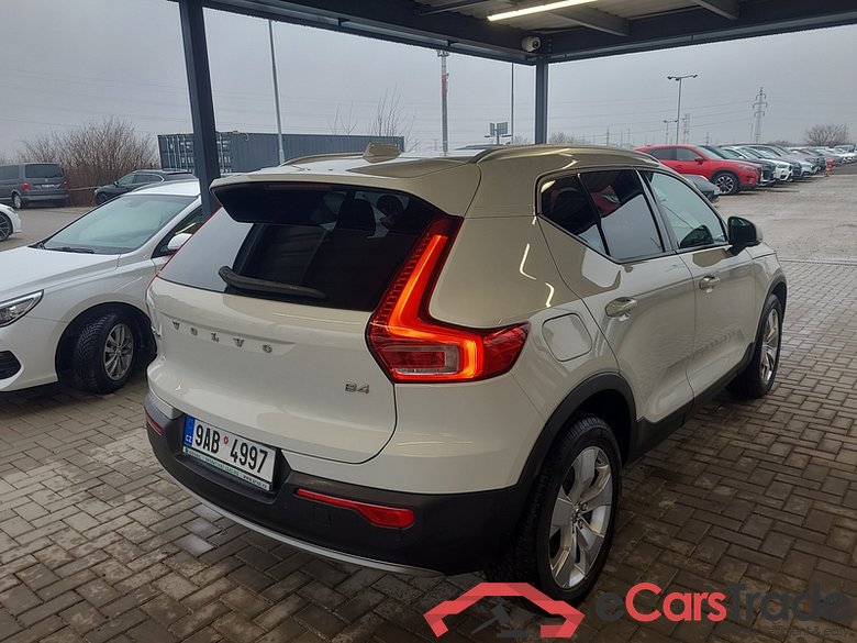 Volvo  XC 40 (2017->) XC40 B4 Momemntum Pro AT #2