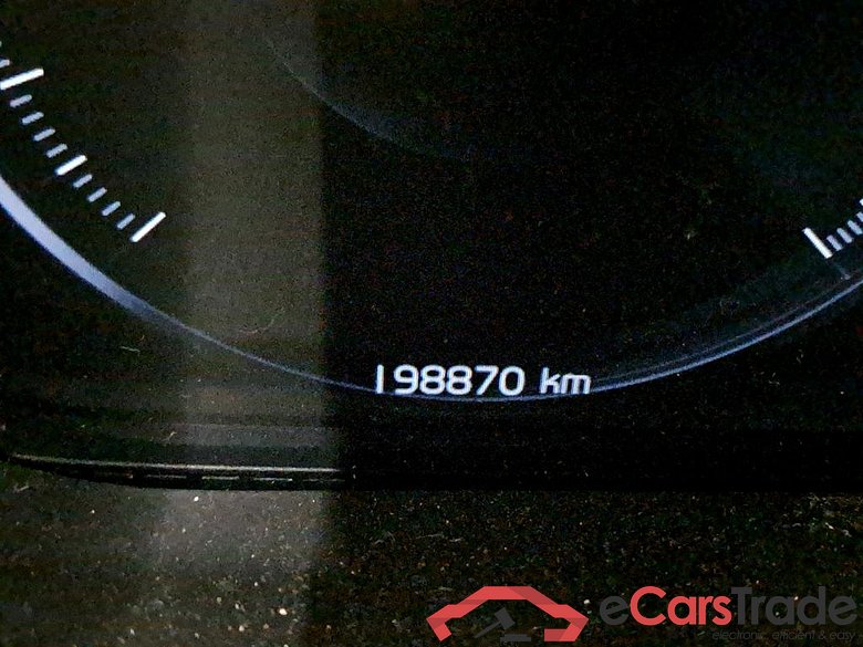 VOLVO - VOL XC60 D4 163PK Geartronic Momentum Pro Business Edition & Towing Hook #5