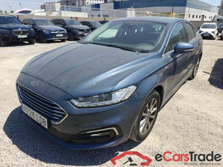 Ford 2.0 TDCi 110kW (150CV) Titanium 235 FORD Mondeo / 2014 / 5P / berlina con portón 2.0 TDCi 110kW (150CV) Titanium 235