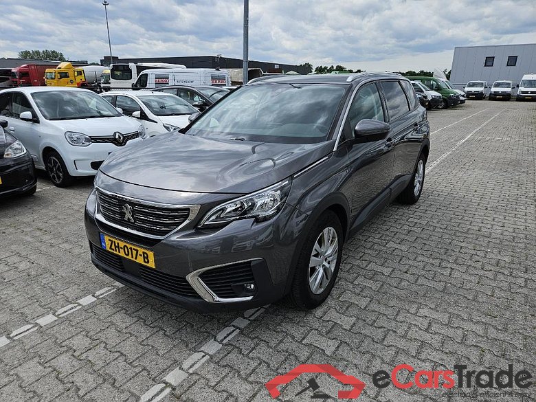PEUGEOT 5008 96 kW #1