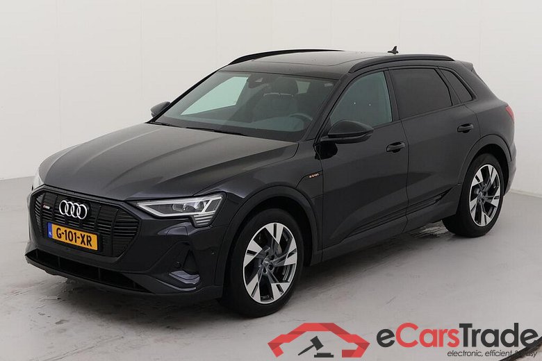 AUDI e-tron  #1