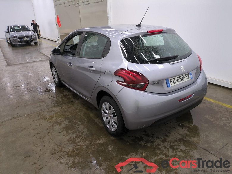 Peugeot BlueHDi 100 S&S PREMIUM 208 Affaire Premium 1.5 HDi 100CV BVM5 E6dT #2