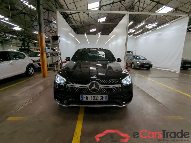 Mercedes GLC 300 de AMG Line 4Matic MERCEDES-BENZ GLC Coupe / 2019 / 5P / Coupé GLC 300 de AMG Line 4Matic #4