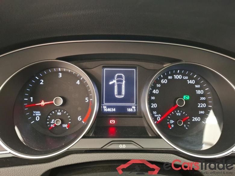 Volkswagen 2.0 TDI 150 DSG7 Confortline Busines BMT VOLKSWAGEN Passat SW 5p Break 2.0 TDI 150 DSG7 Confortline Busines BMT #6