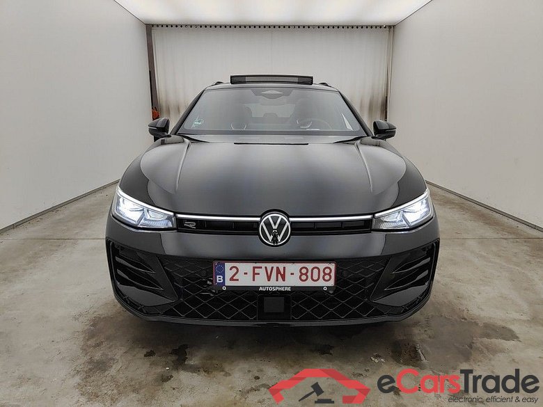 Volkswagen Passat Variant 1.5 TSI eHybrid 110kW DSG R-Line Bus P 5d #1