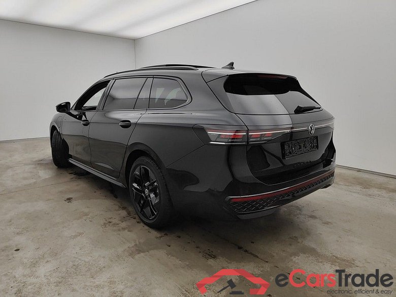 Volkswagen Passat Variant 1.5 TSI eHybrid 110kW DSG R-Line Bus P 5d #3