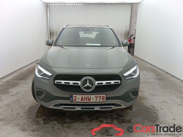Mercedes-Benz GLA GLA 250e Business Solution 5d #1