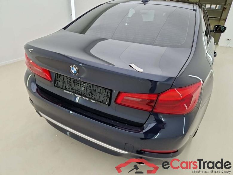 BMW 5-SERIE SEDAN 518DA LUXURY LINE #5
