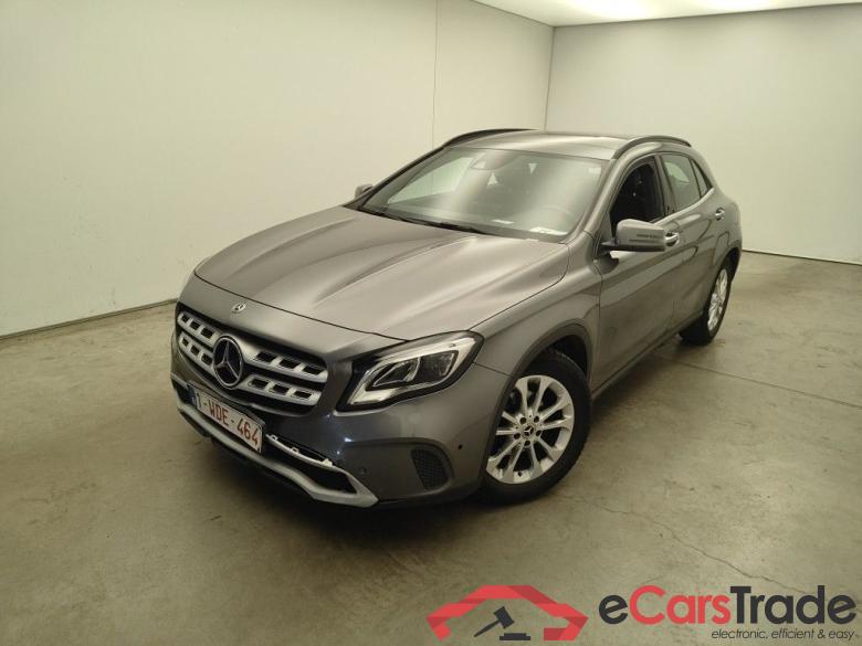 Mercedes-Benz GLA GLA 200 d Business Solution Auto 5d #3