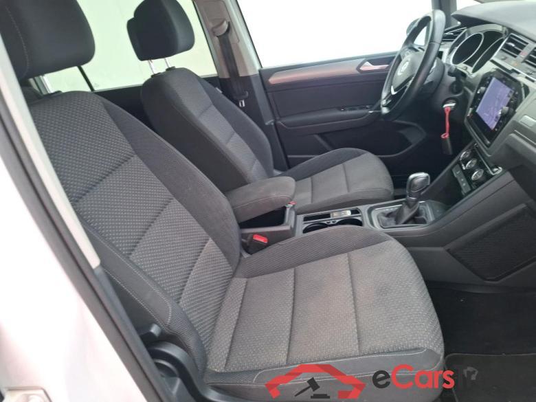 Volkswagen 2.0 TDI 150 DSG6 Confortline Busines BMT VOLKSWAGEN Touran / 2015 / 5P / monospace 2.0 TDI 150 DSG6 Confortline Busines BMT #6