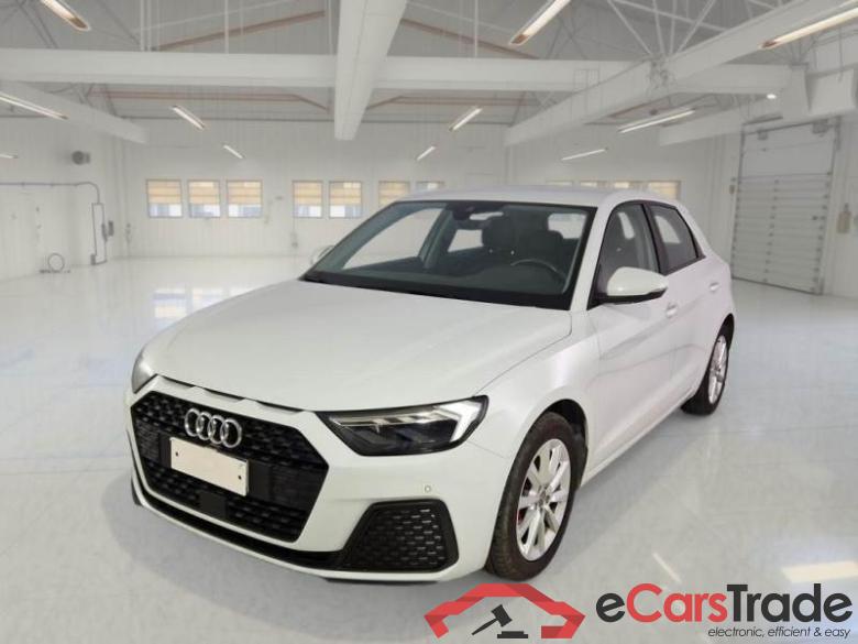 Audi 93 AUDI A1 / 2018 / 5P / BERLINA 25 TFSI S TRONIC BASE SPORTBACK #1