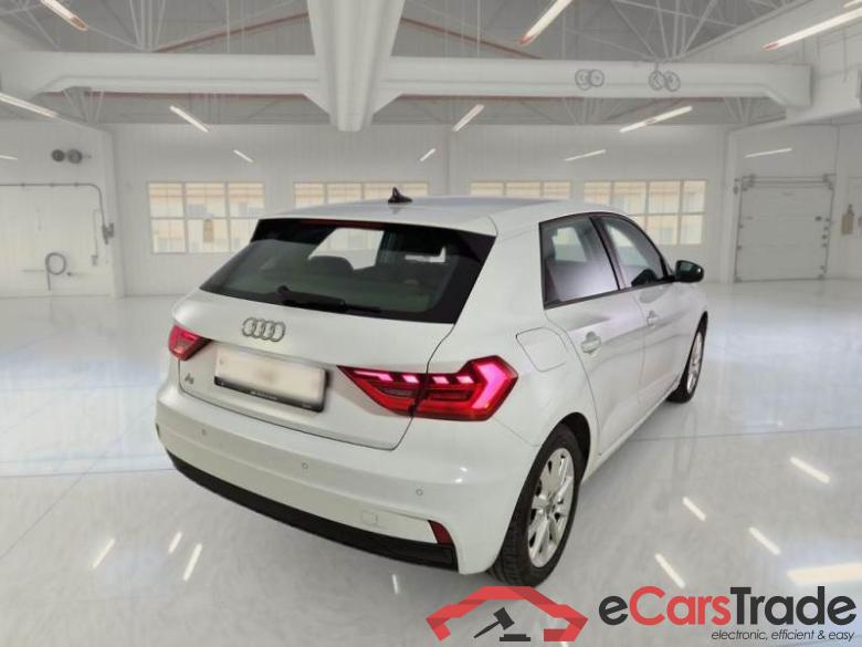 Audi 93 AUDI A1 / 2018 / 5P / BERLINA 25 TFSI S TRONIC BASE SPORTBACK #2