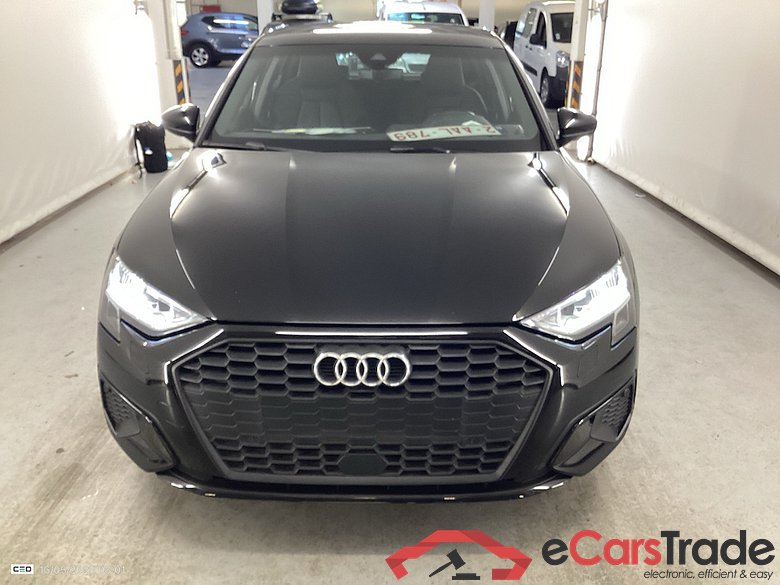 AUDI A3 SPORTBACK 1.4 40 TFSI E S TRONIC SPORTBACK Business Light module 2