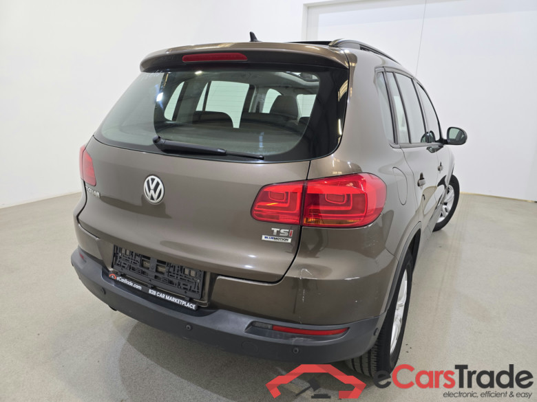 Volkswagen Tiguan 1.4 TSI Pano Navi Klima PDC … #4