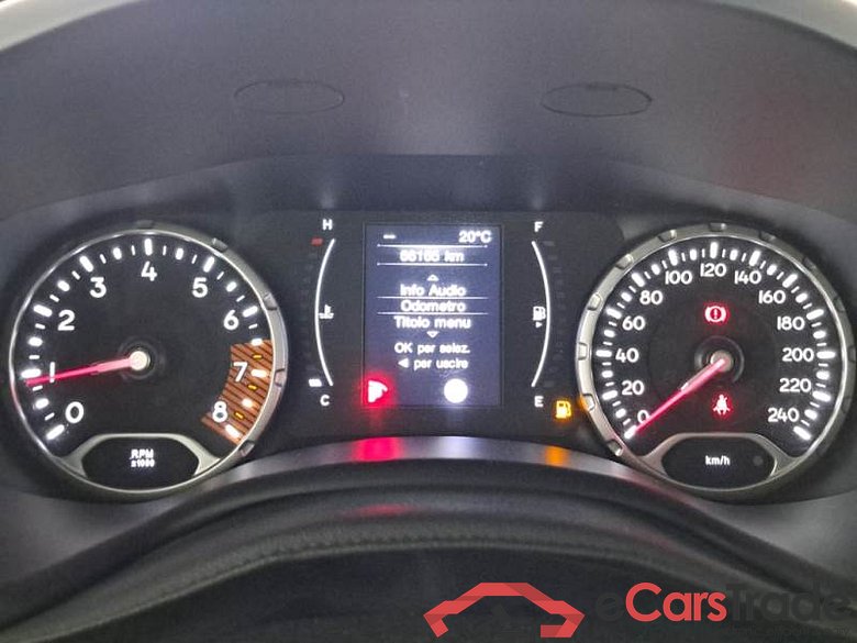 Jeep T3B2020PR1 JEEP RENEGADE / 2018 / 5P / SUV 1.0 T3 120CV BUSINESS #4