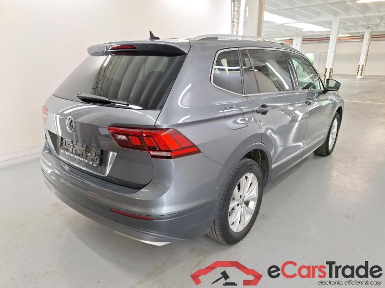 VOLKSWAGEN TIGUAN ALLSPACE 2.0 TDI COMFORTLINE DSG Travel #4