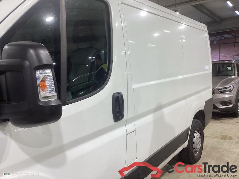 PEUGEOT Boxer 2.2 BLUEHDI S-S 120 PREMIUM 333 L1H1 #3