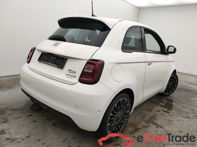 FIAT E-500 42 kWh 118 Icon 3d #2