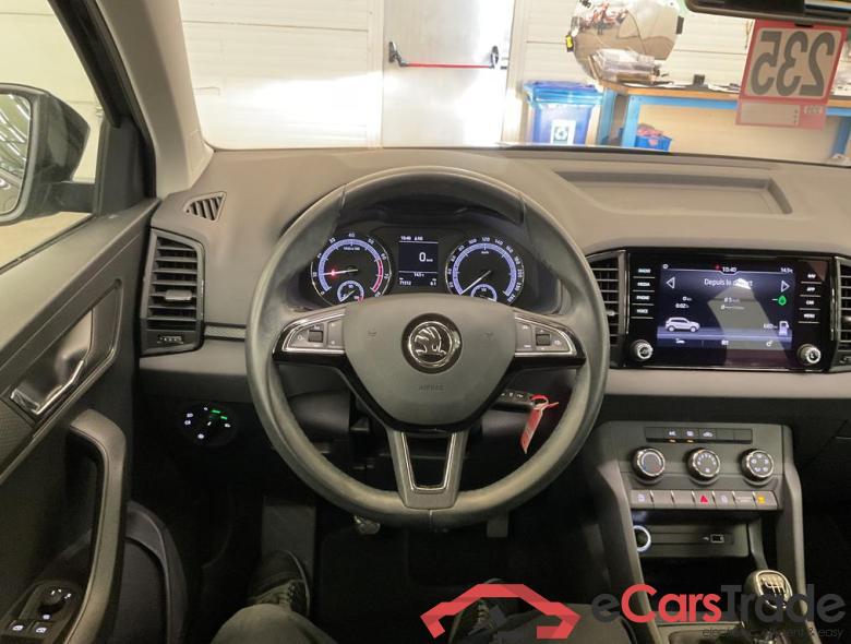 SKODA Karoq Karoq Active 1,0 TSI 85 kW 6-speed mech. #4